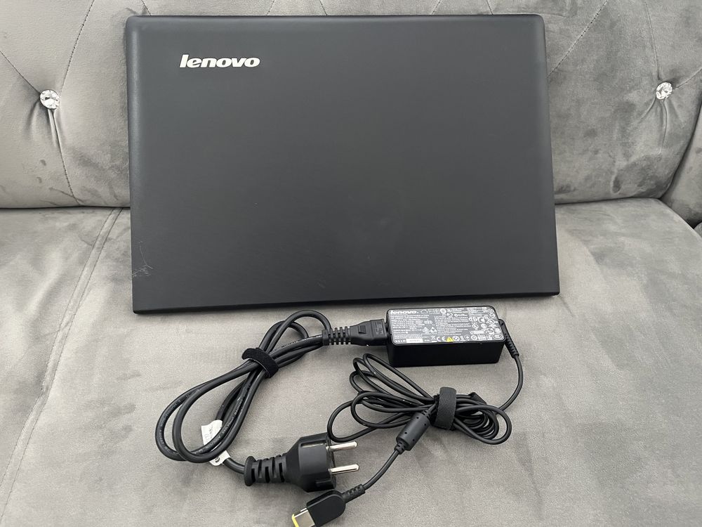 Piękny Laptop Lenovo 15,6 G50-70 super stan