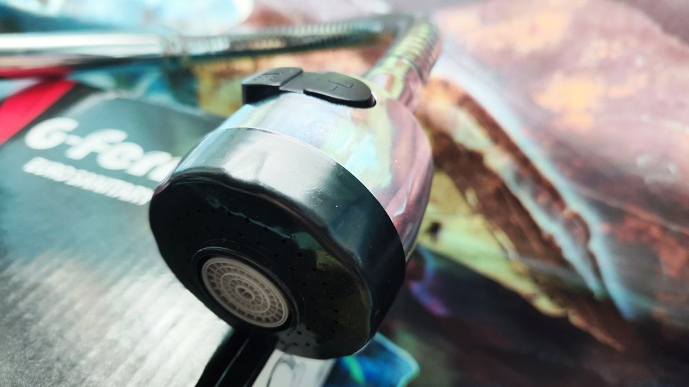 Смеситель для кухни G-FERRO HANSBERG 777 с рефлекторным изливом на 2 р