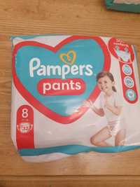 Pampers pieluchomajtki 8