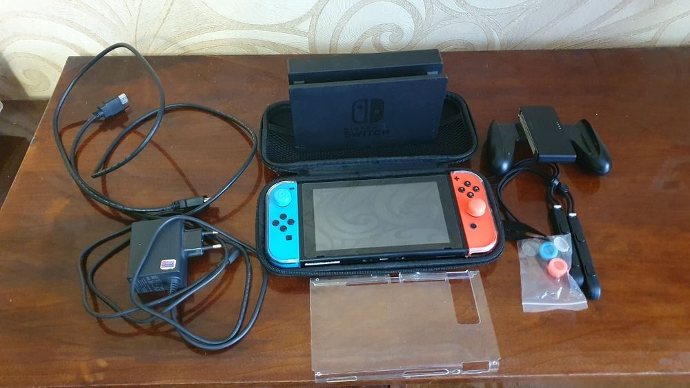 Nintendo switch з повним комплектом