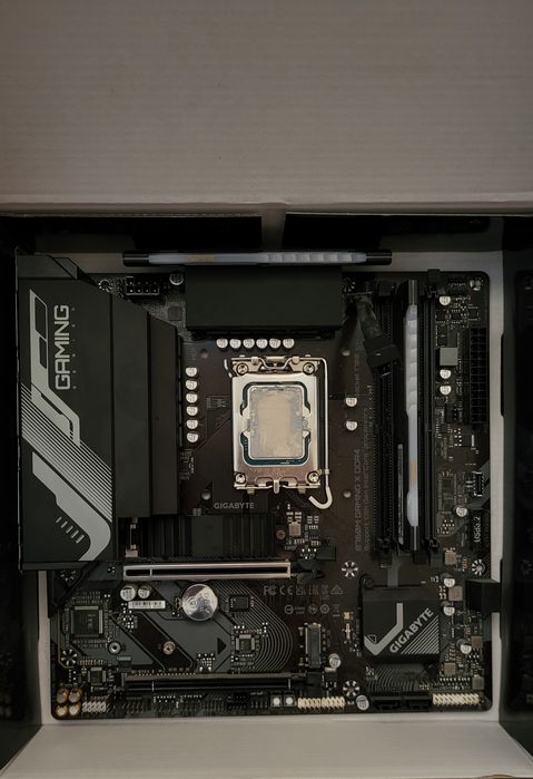 Процессор i7 12700K+ материнская плата GIGABYTE B760M GAMING X +32 озу