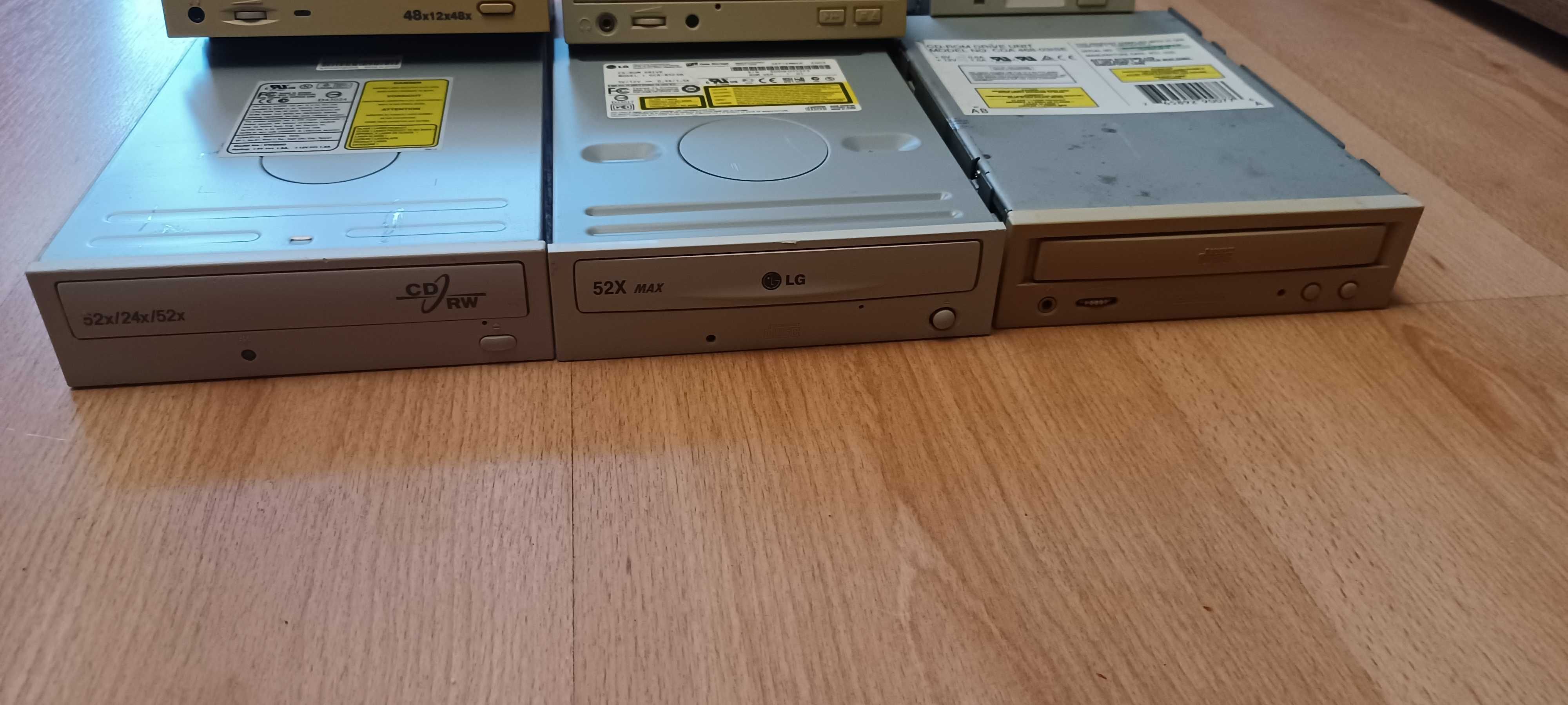 CD-ROM + Floppy Disk Drive - lata 90te i 2000. Zestaw!