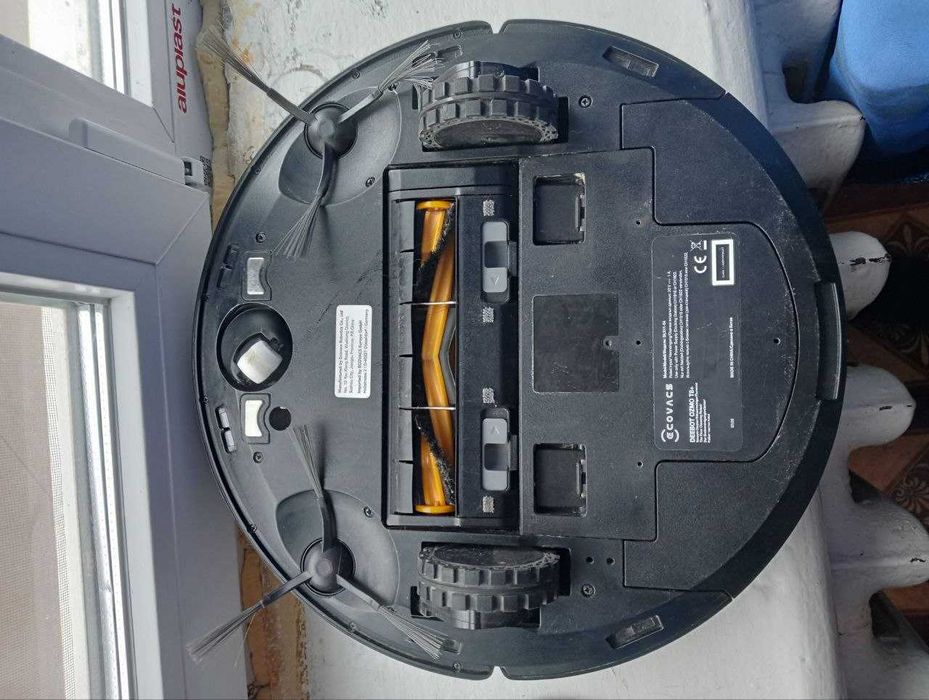 Робот пилосос Ecovacs Deebot OZMO T8 plus зі станцією автоочищення