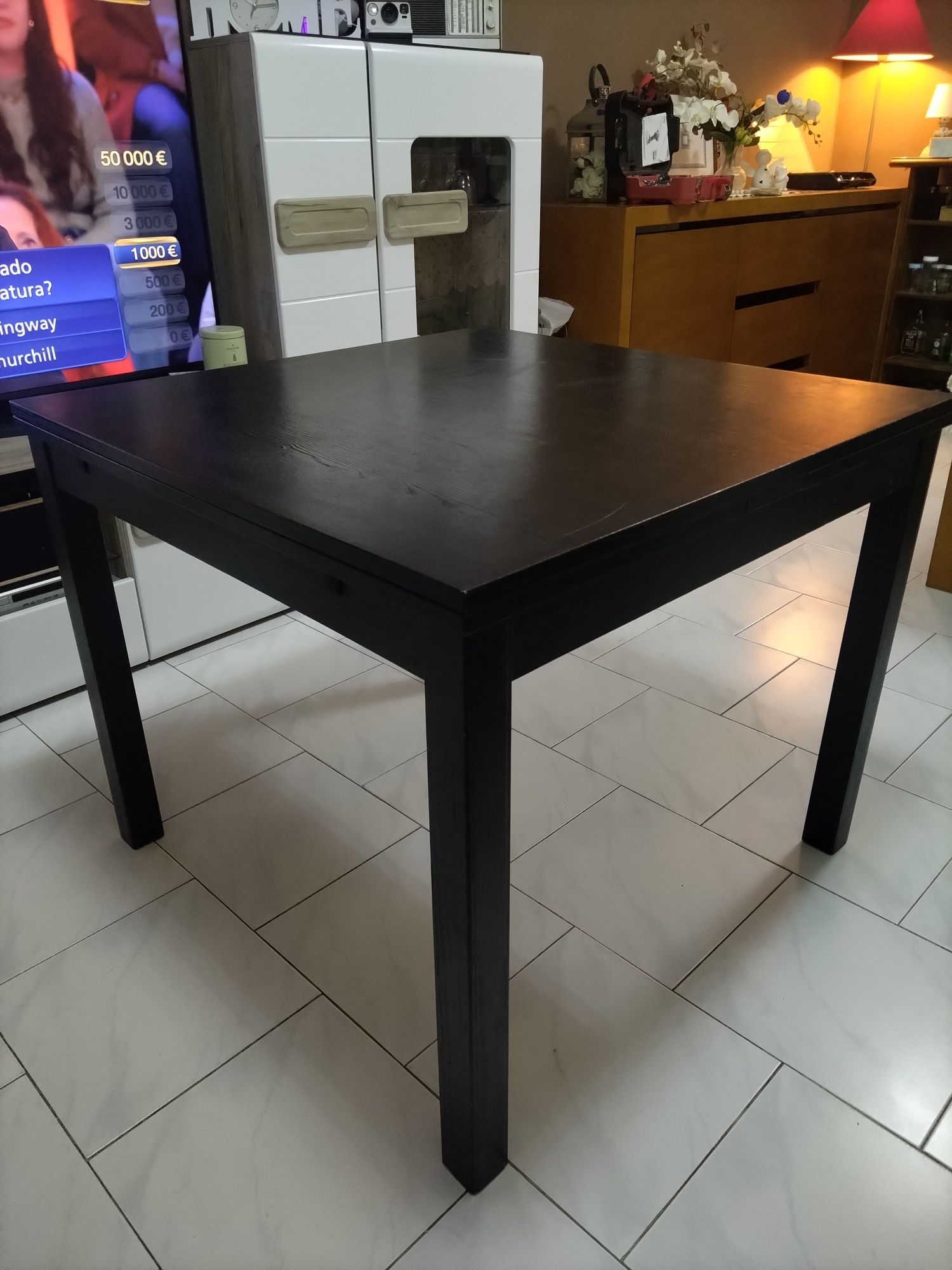Mesa bjursta IKEA 
Tem