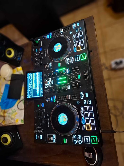 Controladora Dj Denon prime 2 + mala + proteção