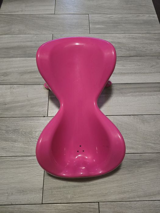 Leżaczek do wanny dla niemowlaka