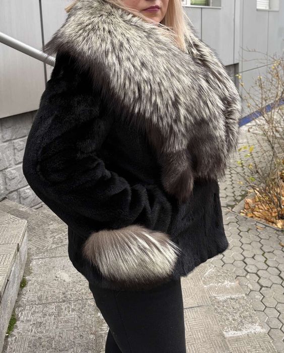 Норковий  полушубок