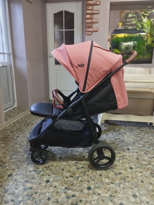 Продам детскую коляску прогулка