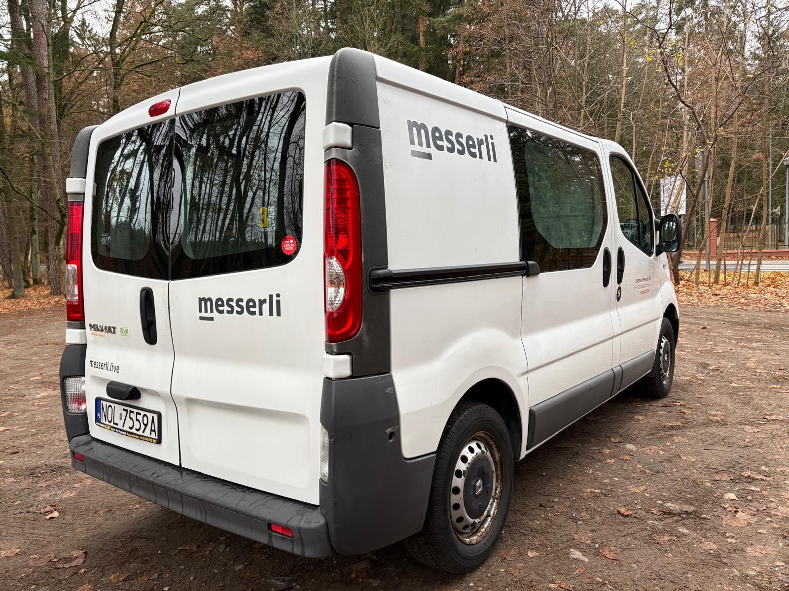 Renault Trafic 2.0D Klima 3-osobowy Zadbany