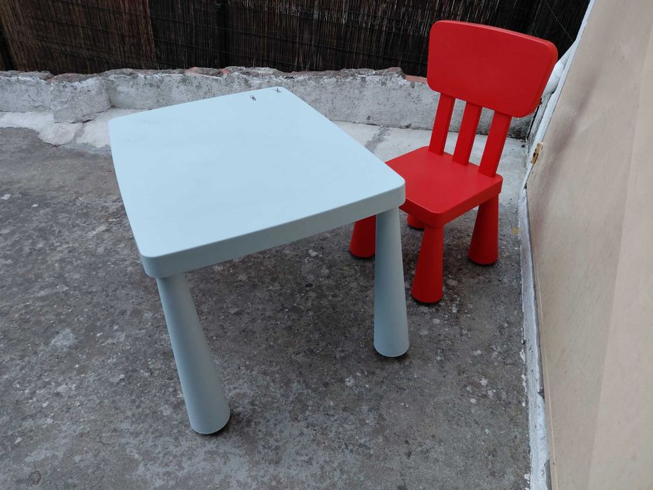 Mesa e Cadeira para Criança Brincar ou Estudar