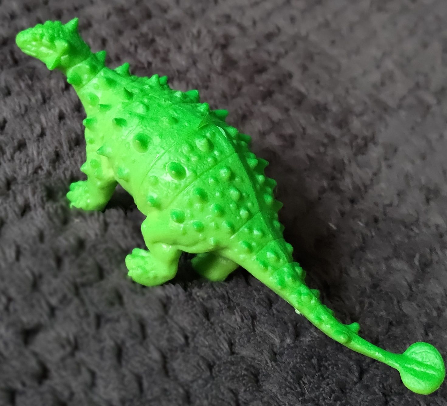 Dinozaur figurka z tworzywa do kolekcji lub zabawy
