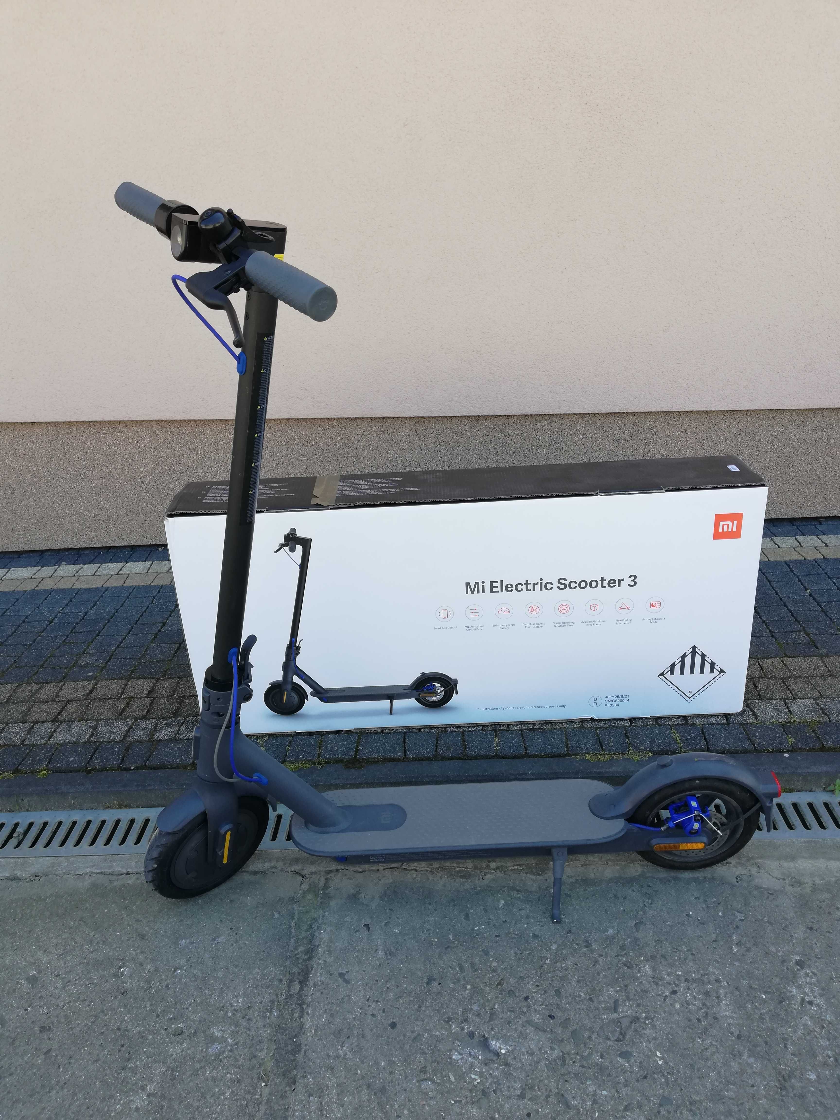 Hulajnoga elektryczna Xiaomi Mi Electric Scooter 3