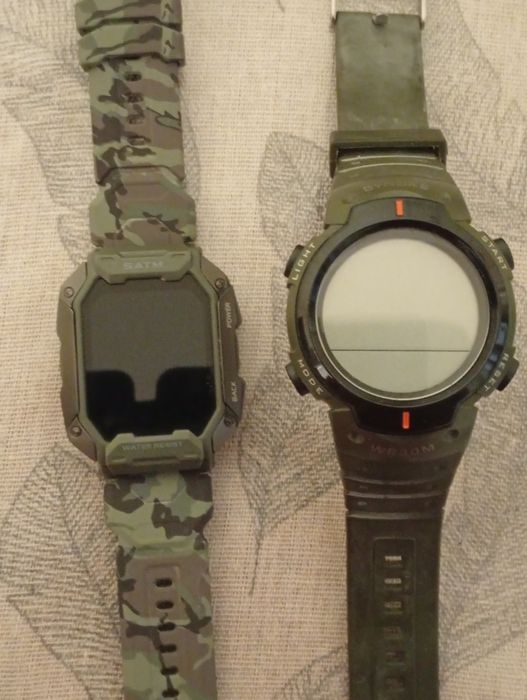 Продам смарт та цифровий годинник