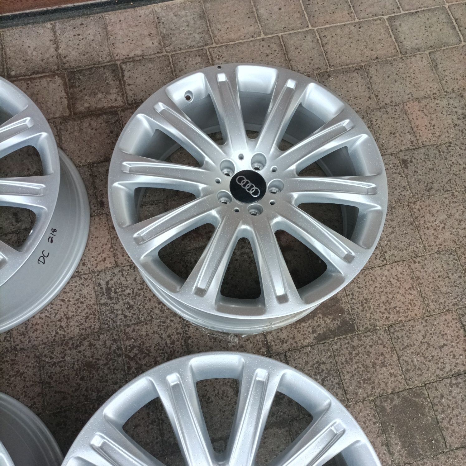 4 jak nowe Felgi 20 cali et 29 5x112 Audi A7, Q5, S7, SQ5, Q7