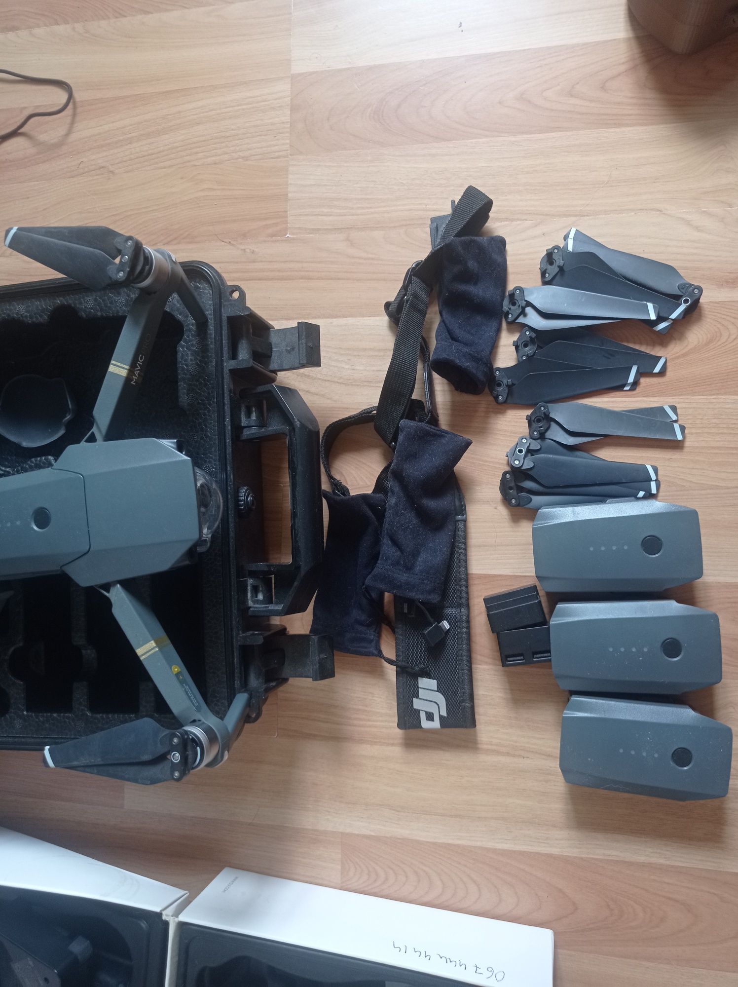 Квадрокоптер dji mavic pro