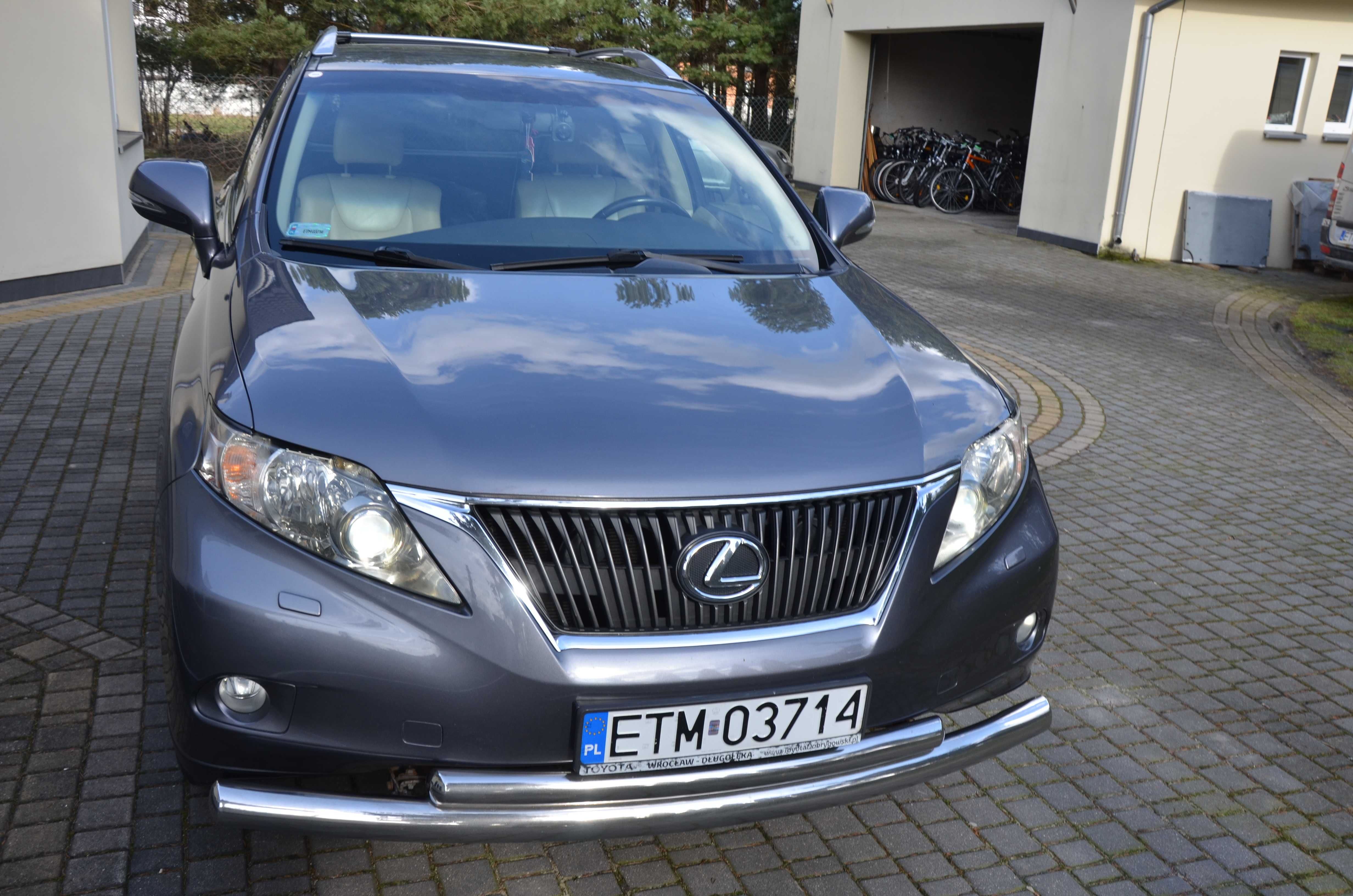 lexus RX 350, salonowy