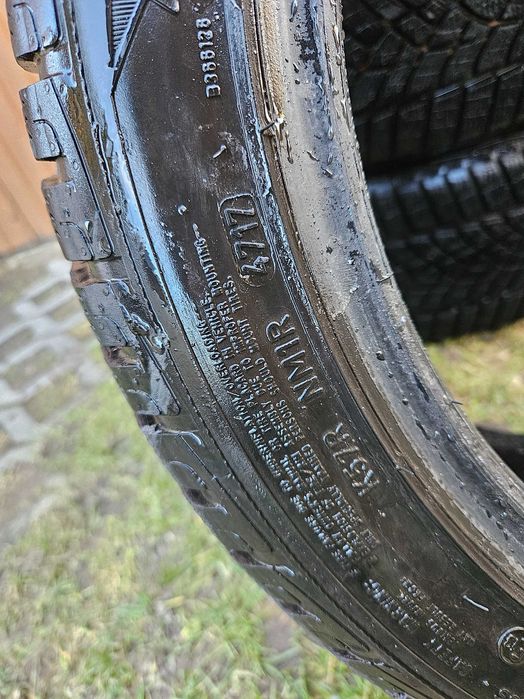Komplet opon zimowych 225/45R17