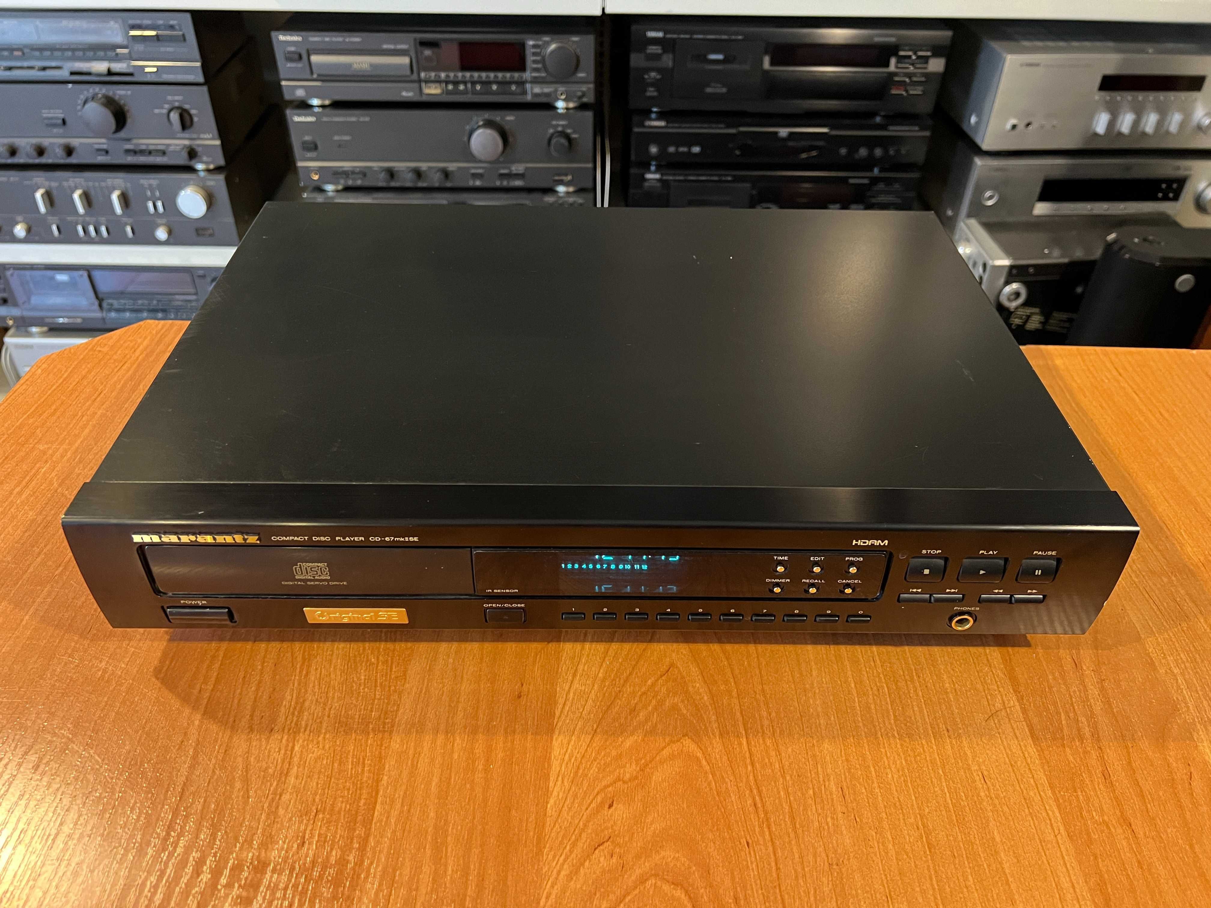 Odtwarzacz płyt CD Marantz CD-67 Mk II SE Audio Room