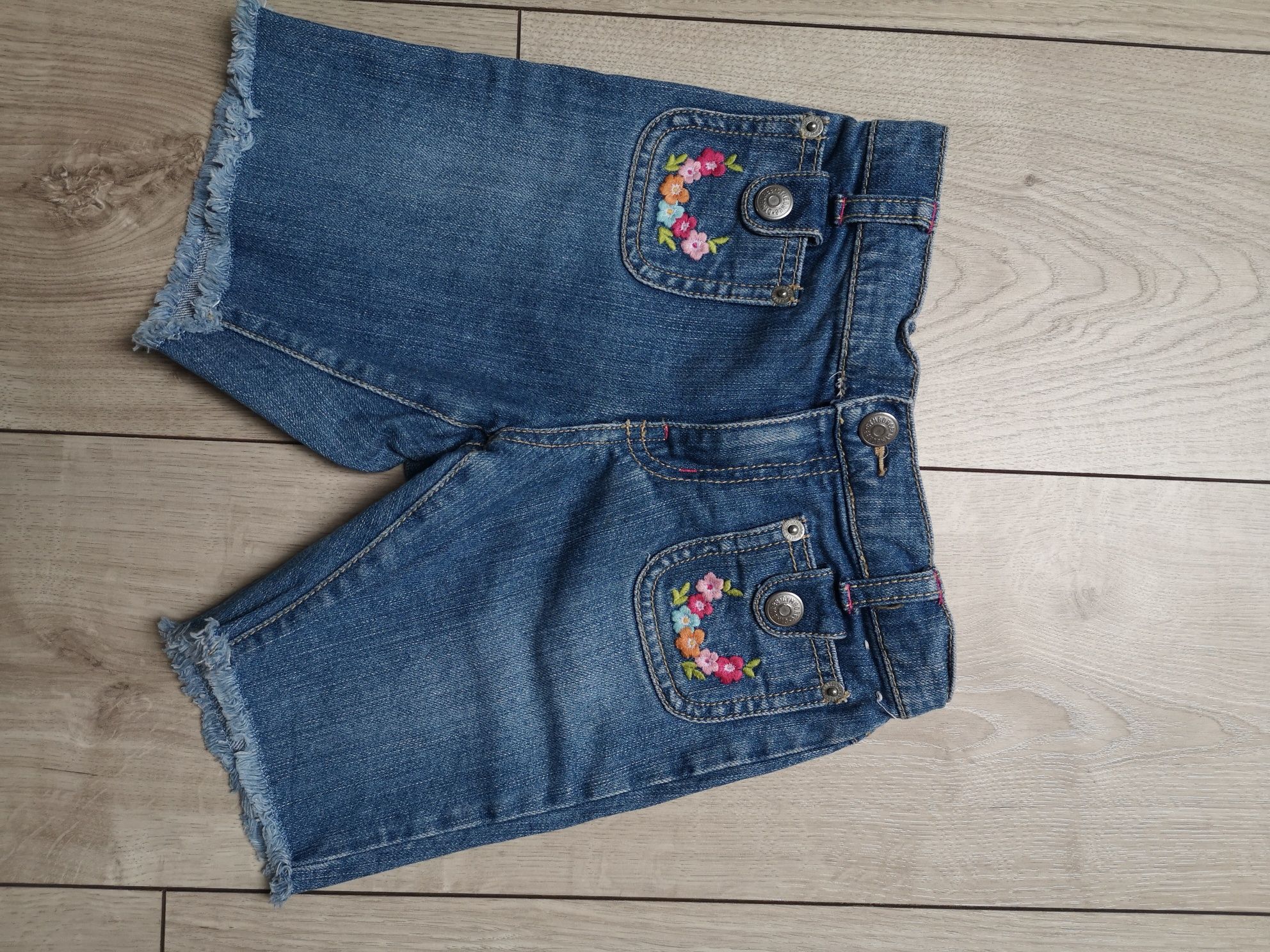 Spodenki rybaczki jeans GYMBOREE roz 5Y