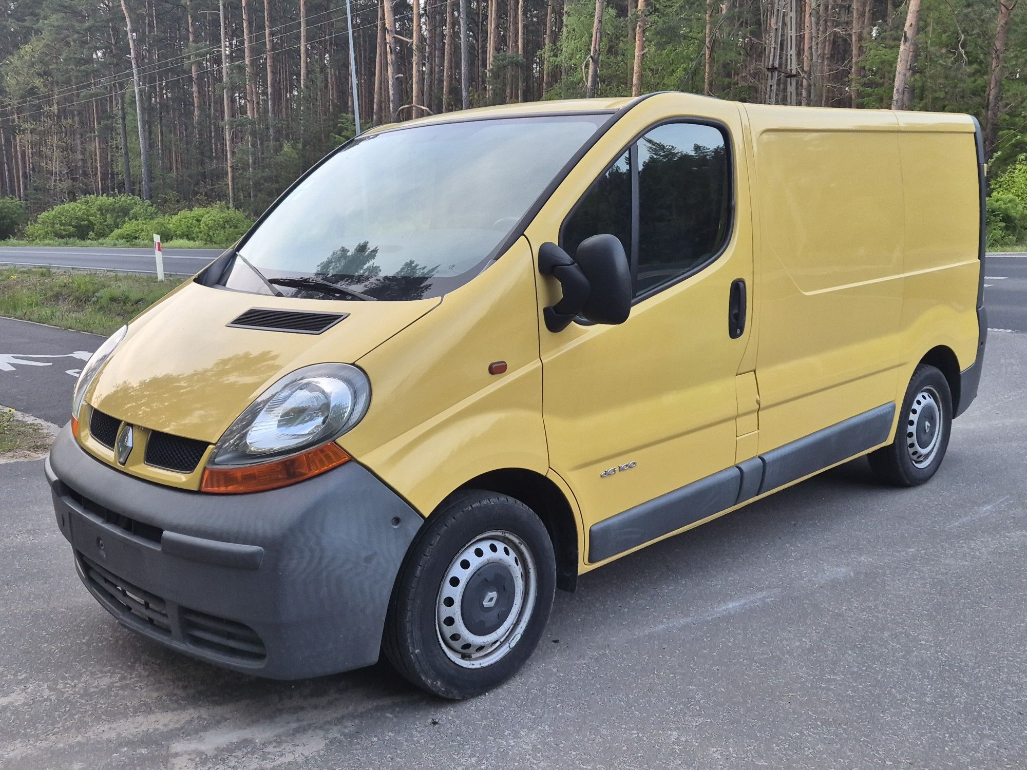 Renault Trafic 1.9 DCI 100KM  // Niski przebieg 180.000km //