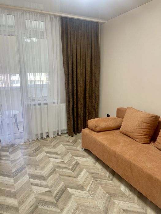 Оренда 2 км квартири, вул. Київська