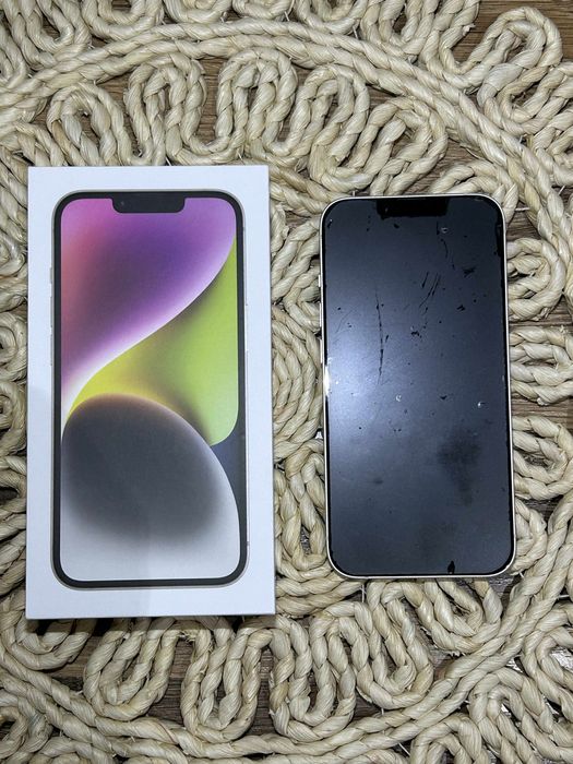 IPhone 14 /128GB + obudowy, kolor biały, zadbany