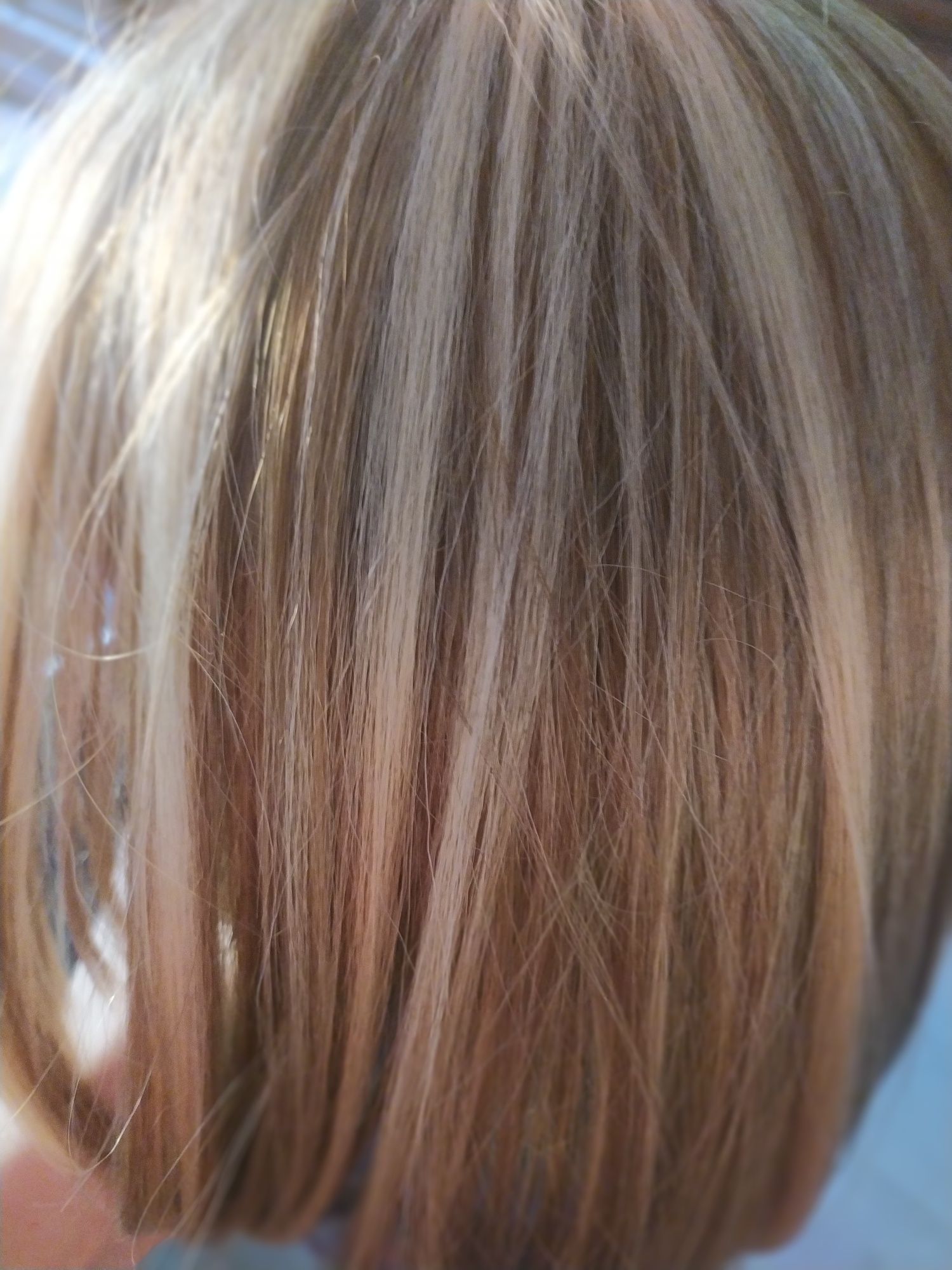 Peruka blond pasemka cosplay