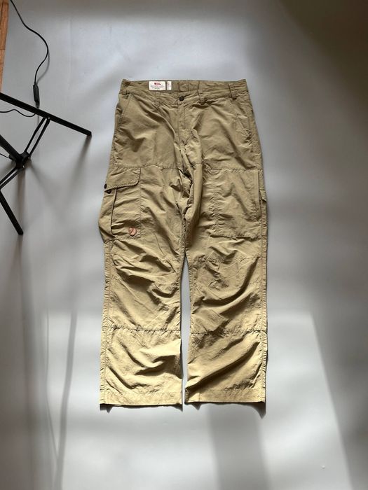 легенькі трекінгові штани від Fjallraven