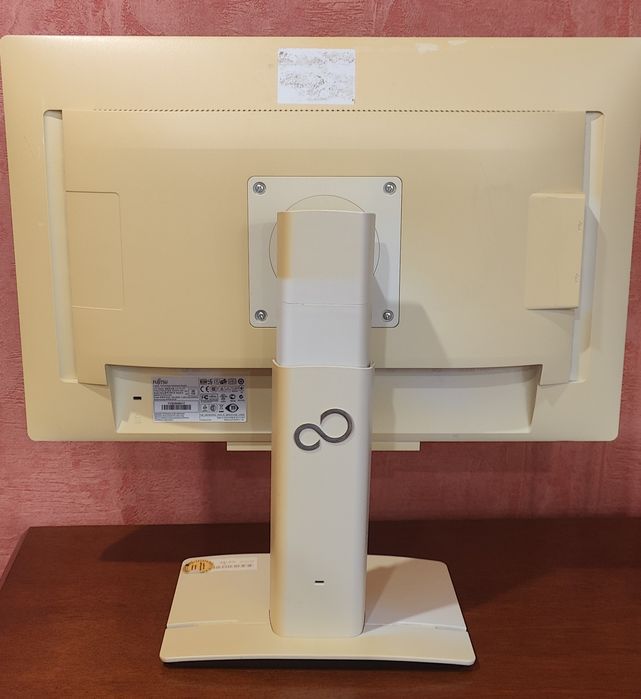 Продам монітор "Fujitsu"