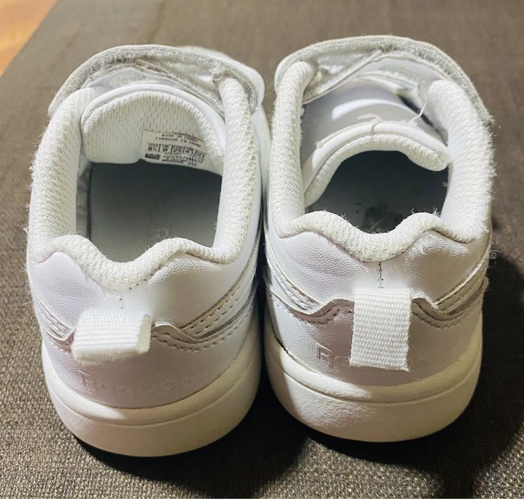 Ténis reebok unissexo número 25 impecáveis