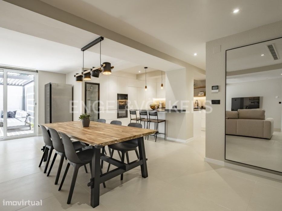 Deslumbrante T4 com Terraço Privado e Escritório na Lapa