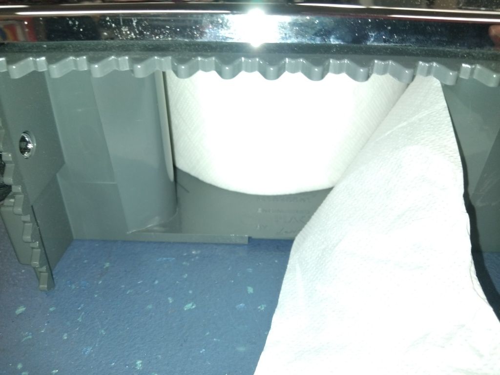 Dispensadores papel mãos,higiénico e saboneteiras