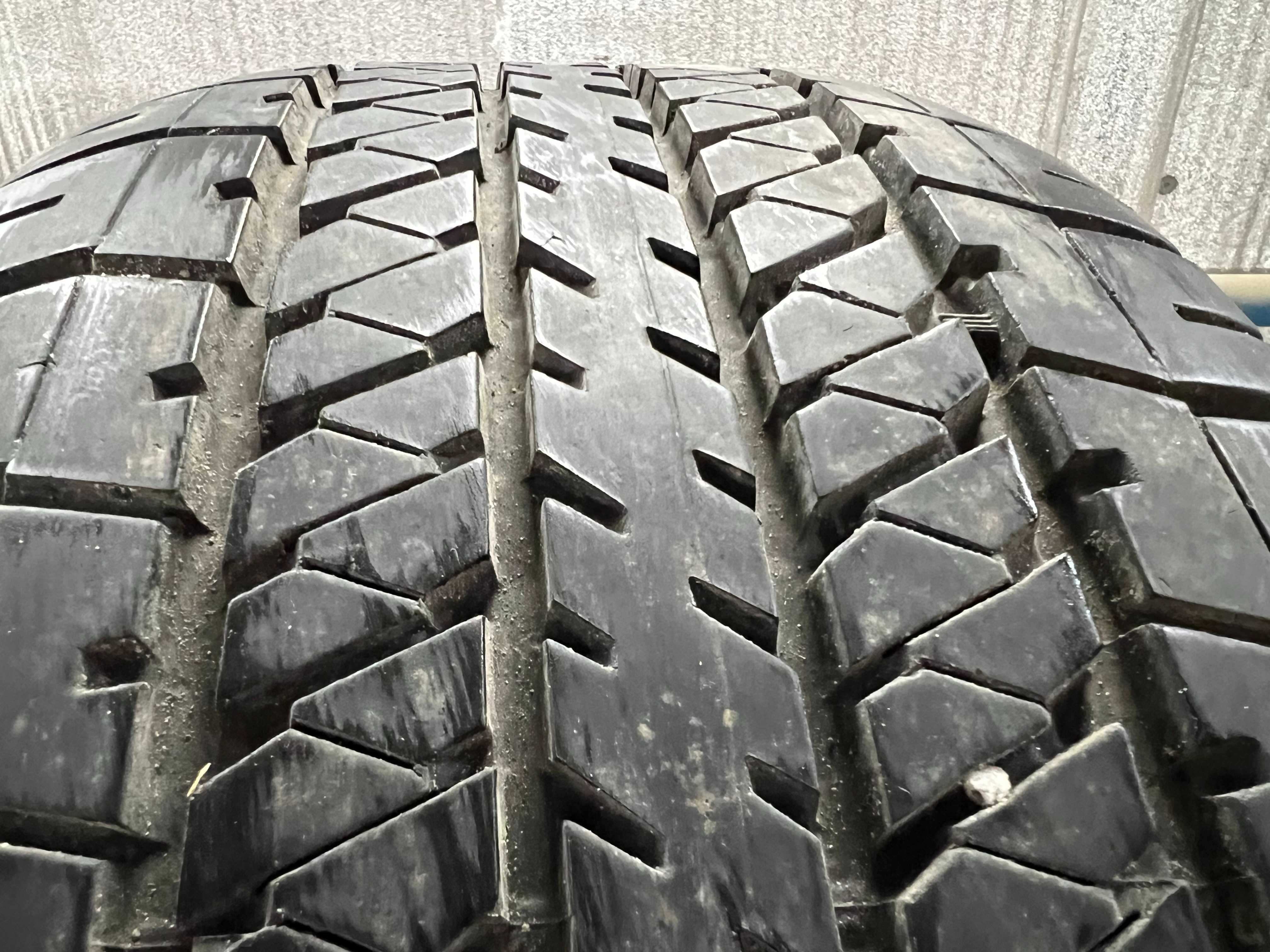 комплект резины Bridgestone Dueler 275/60R20