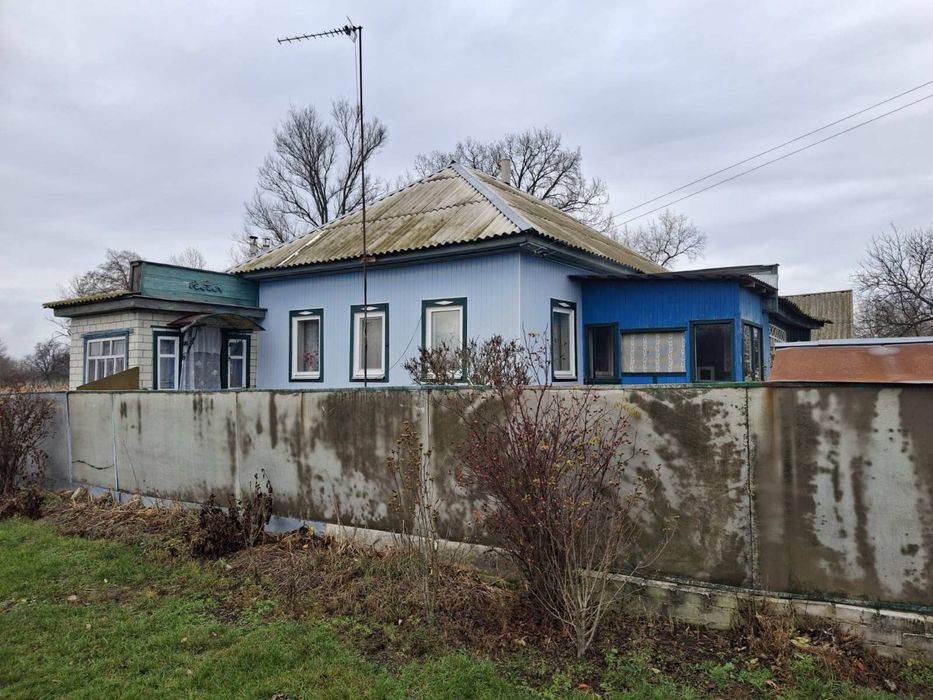 Продаж будинку в селі Данина