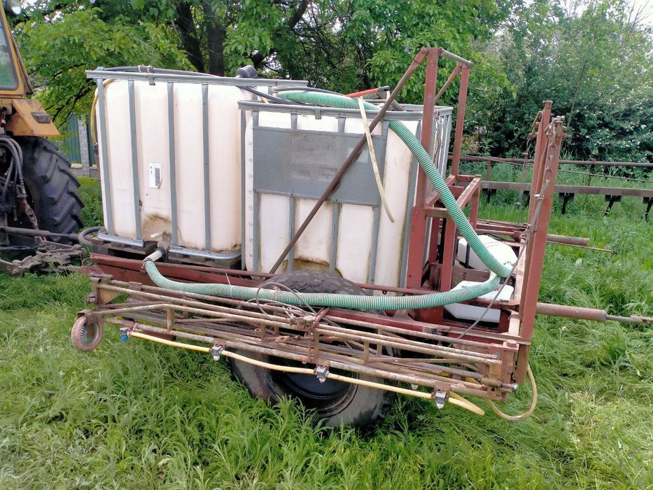 Оприскувач причіпний ОП-2000/14