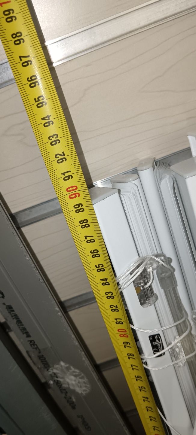 Persianas PVC e metálicas