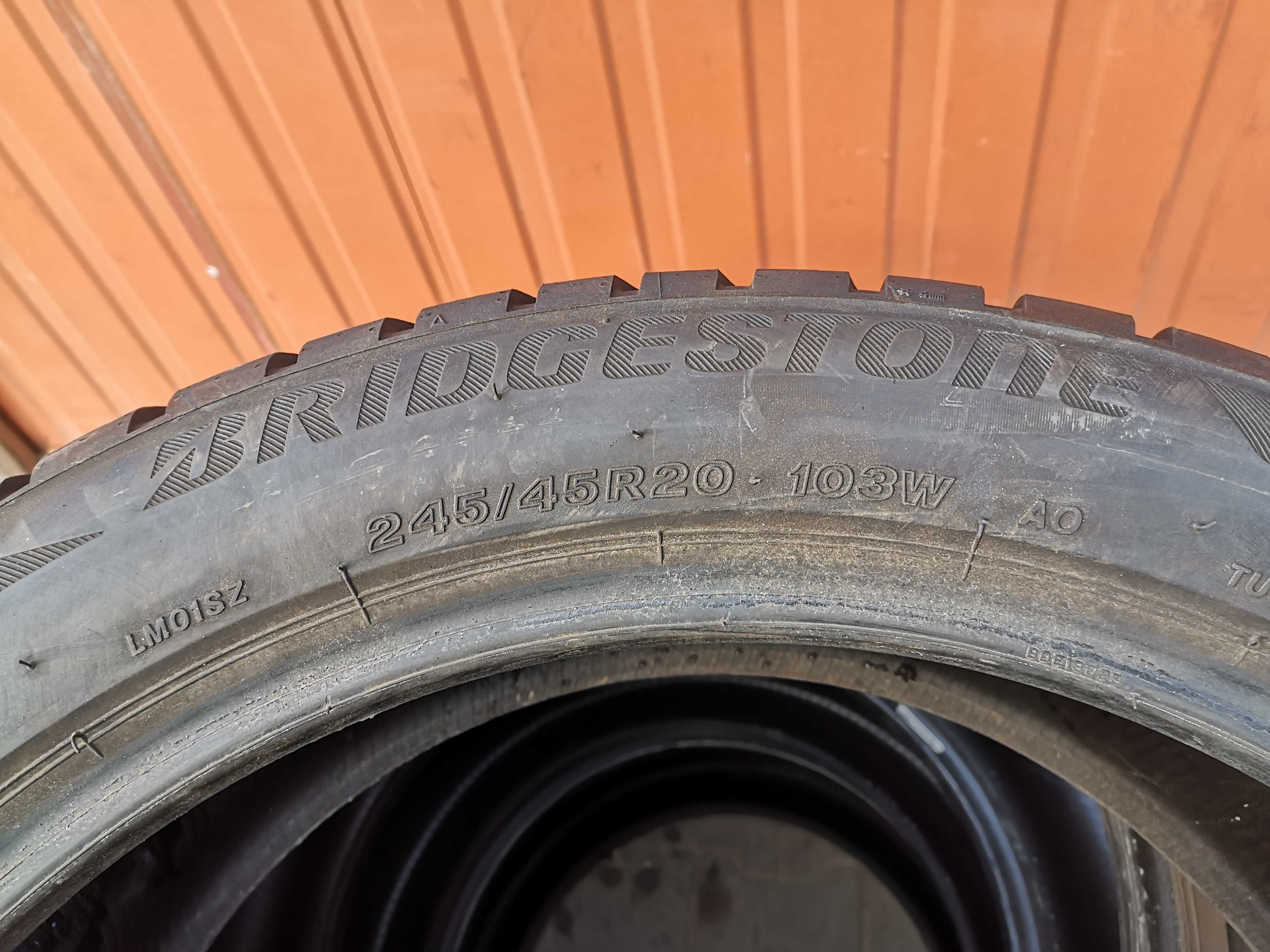 245/45 R20 103W - Bridgestone Blizzak LM 001 (AO) (1 szt.) Bez napraw!
