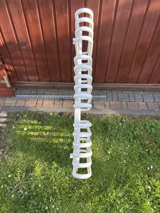 Sprzedam grzejnik drabinkę z termostatem wys. 97cm i szeroki 60cm.