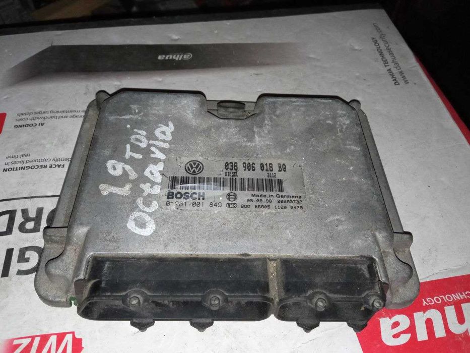 Блок управління двигуном Skoda Octavia 1.9 TDI 038906018BQ 0281001849