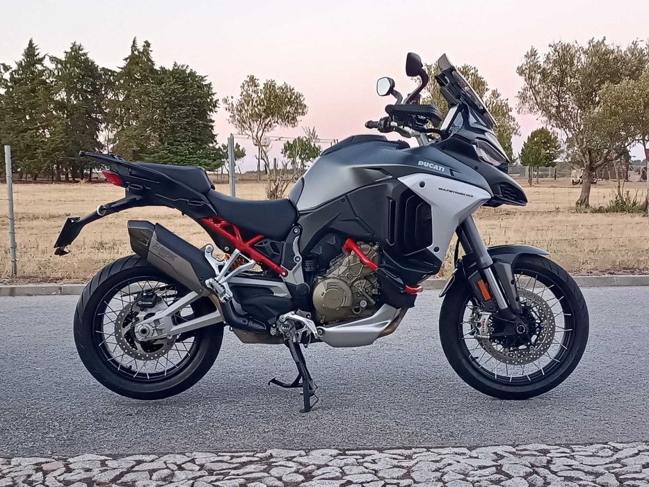 Ducati Multistrada V4 S Full