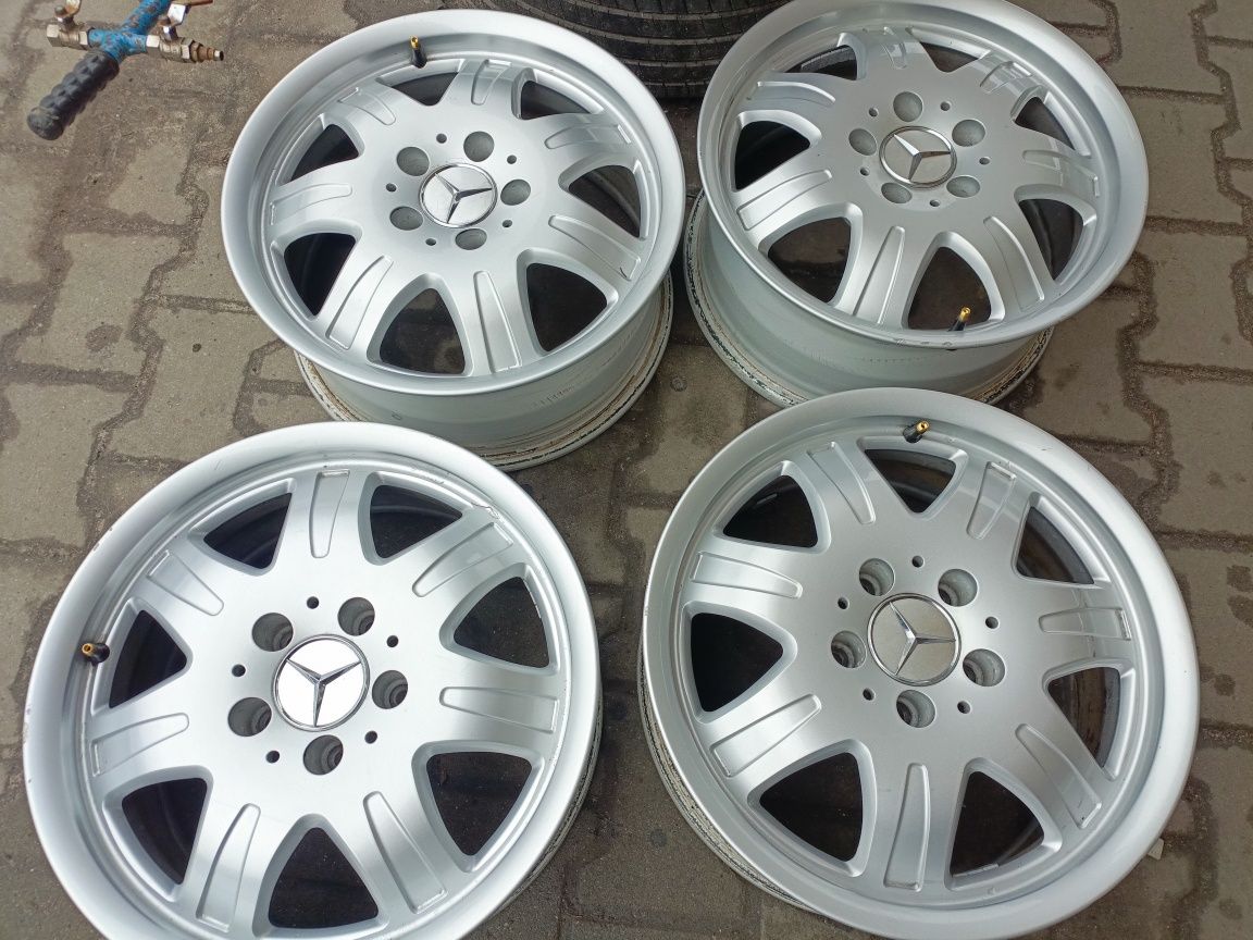 Felgi aluminiowe oryginalne Mercedes 7jx16 et34