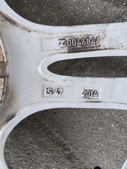 Jantes Originais BMW 18" Pack M com Pneus 225.45.18 + 255.40.18