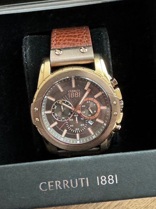 Годинник CERRUTI 1881
