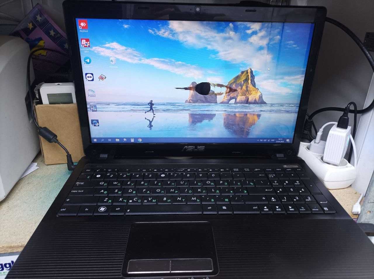 Ноутбук ASUS AMD E-450