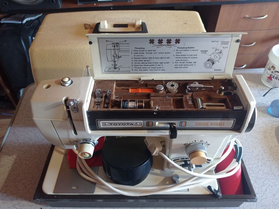 Швейная машинка Toyota