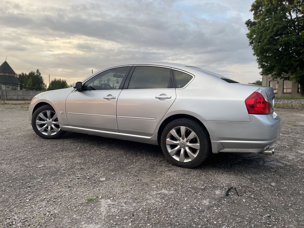 Infiniti M35x 2007 року