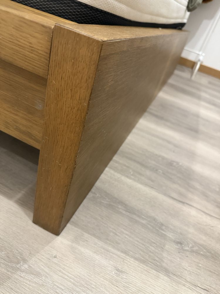 Conjunto cama+ mesas+cómoda