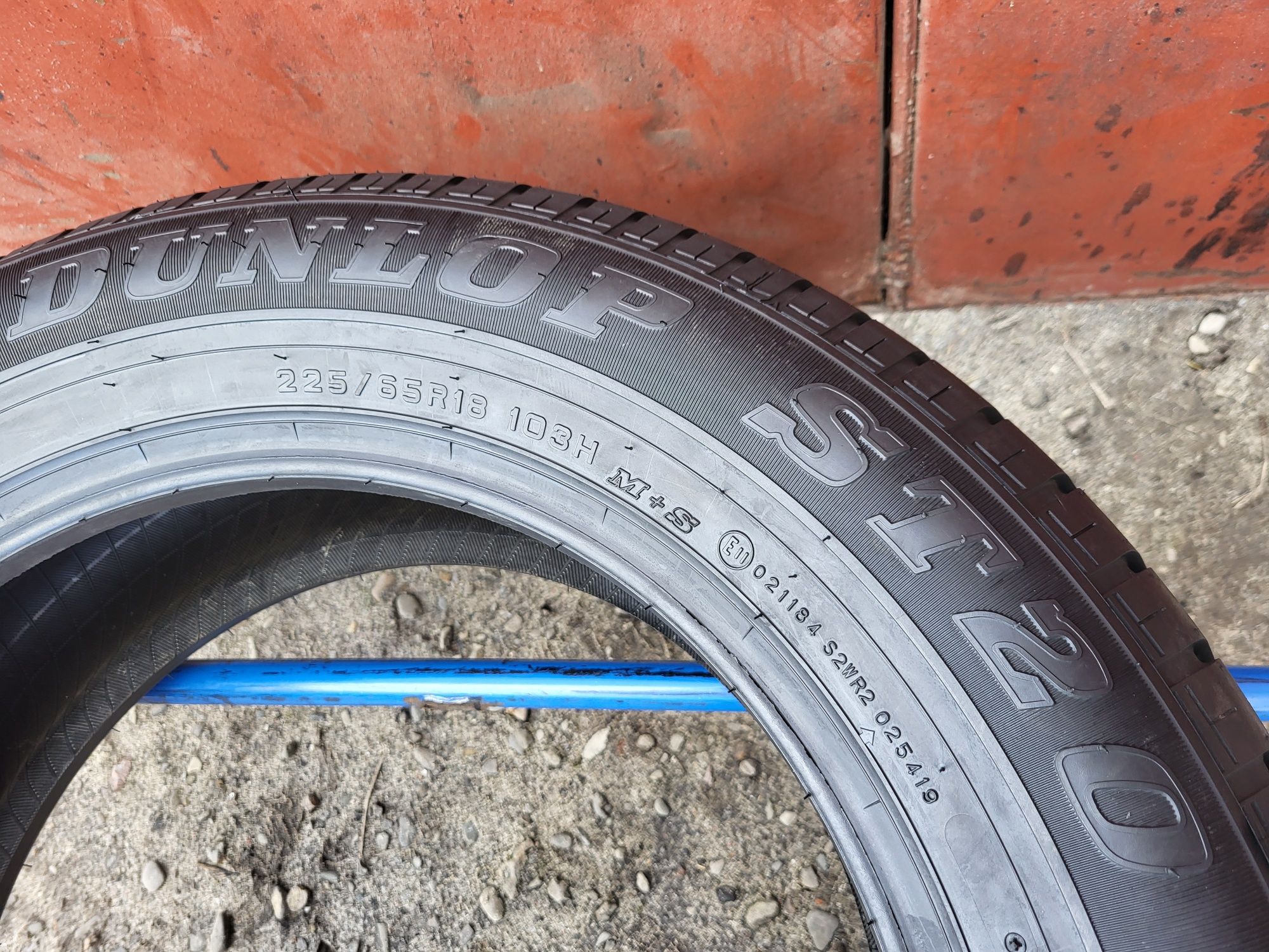 225/65/18 R18 Dunlop Gradtrek ST20 2шт ціна за 1шт шини