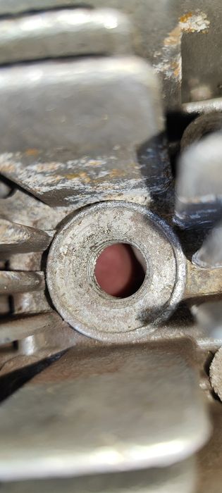 Głowica WFM 125 S01 oryginał WSK 125 dwuramówka okrągła jajko cylinder