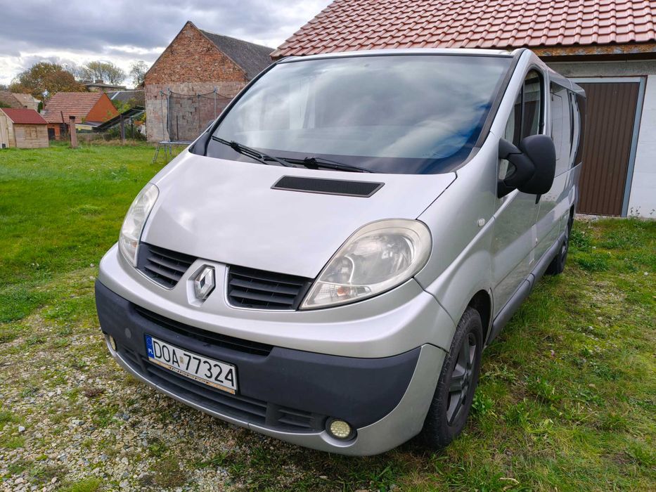 Renault Trafic Passenger 2.0 dCi 115KM Long